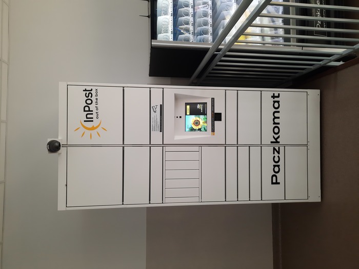 Parcel Locker KUP01HP W holu głównym szpitala