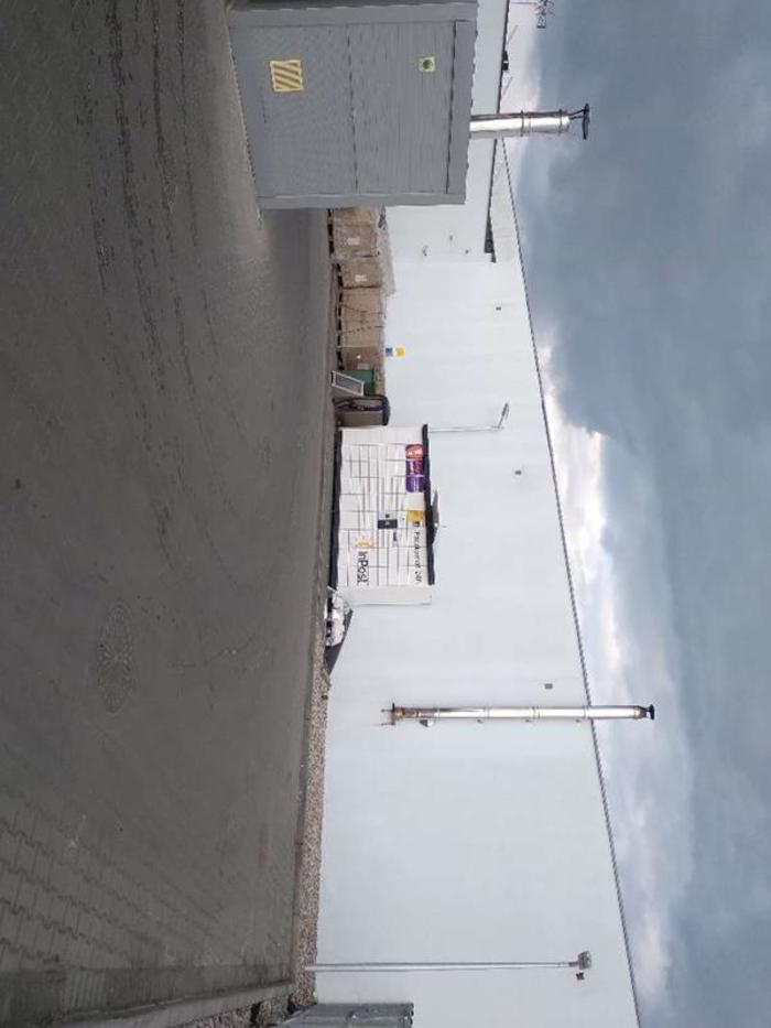 Parcel Locker KUT01N Na stacji paliw Już Gaz