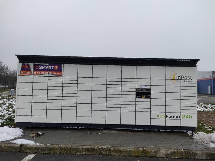 Parcel Locker KUT03BAPP Przy Myjni Samoobsługowej