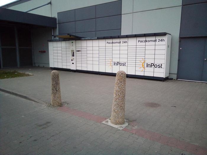 Paczkomat KWD03A Przy markecie Kaufland