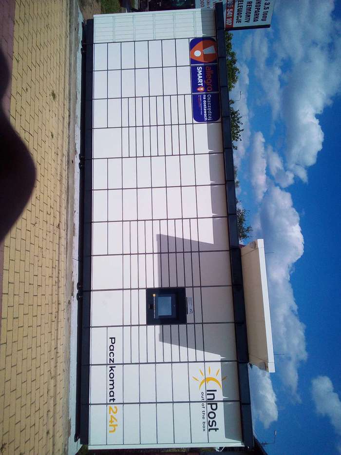 Paczkomat KWD12M posesja prywatna