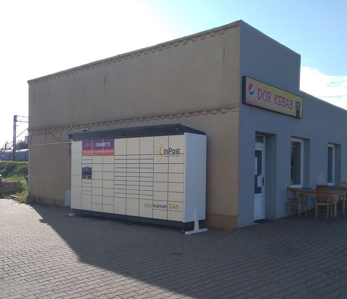Parcel Locker KWV01BAPP przy sklepie Żabka