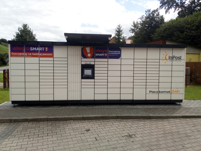 Paczkomat KWX01M Stacja benzynowa ARES