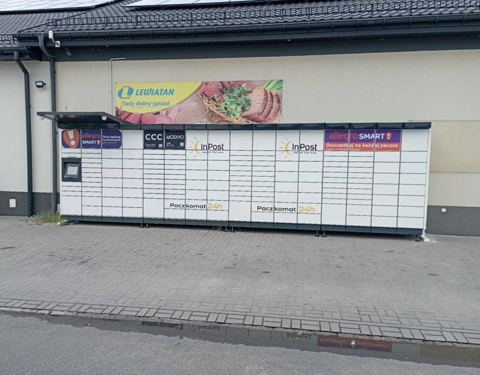 Paczkomat KWZ01M Przy sklepie Lewiatan