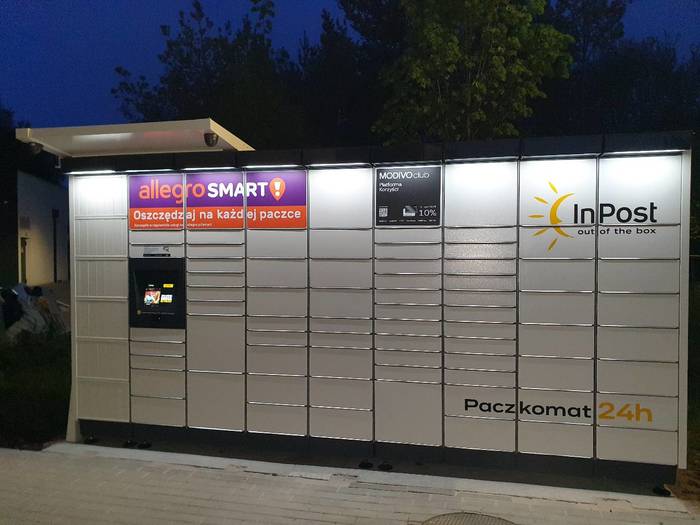 Paczkomat KXL07M Obok przedszkola