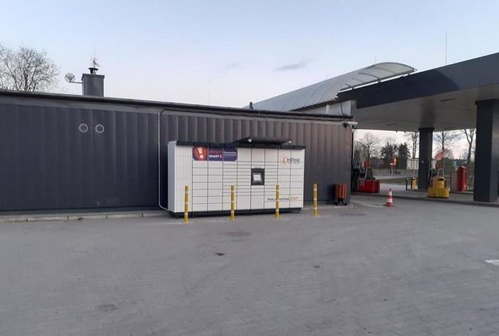 Paczkomat KYC01M przy Stacji Paliw