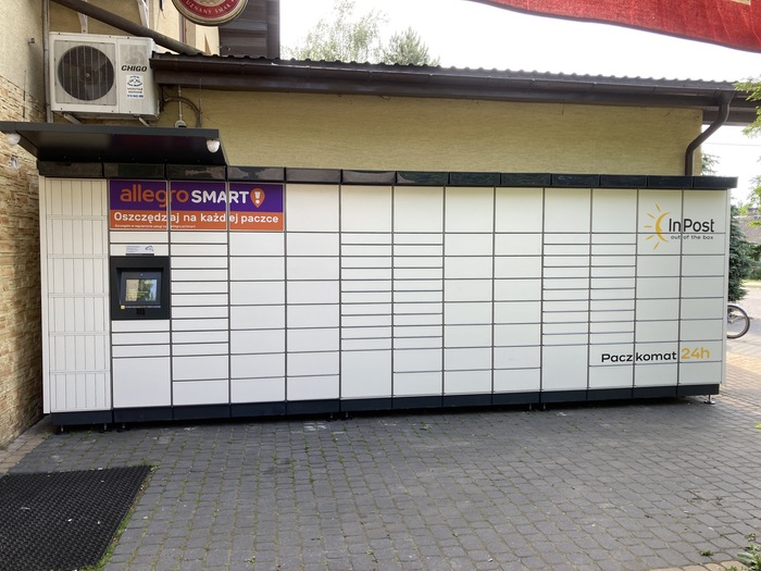 Paczkomat KYD01M Przy sklepie spożywczym