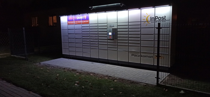Paczkomat KZU01N niezabudowana działka