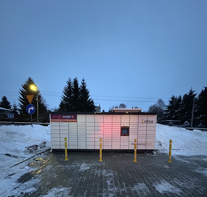 Paczkomat LAN07M Przy myjni samochodowej