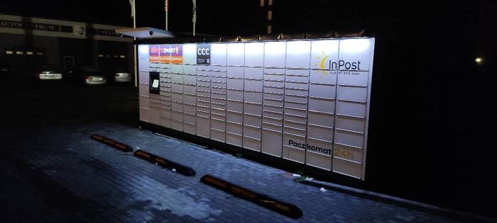 Paczkomat LAY01M Przy myjni Autocentrum