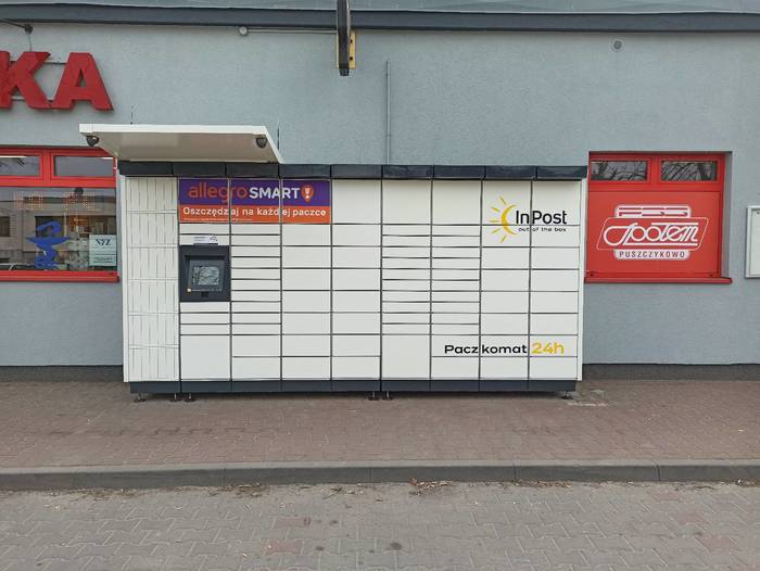 Paczkomat LBO19M Przy sklepie Społem