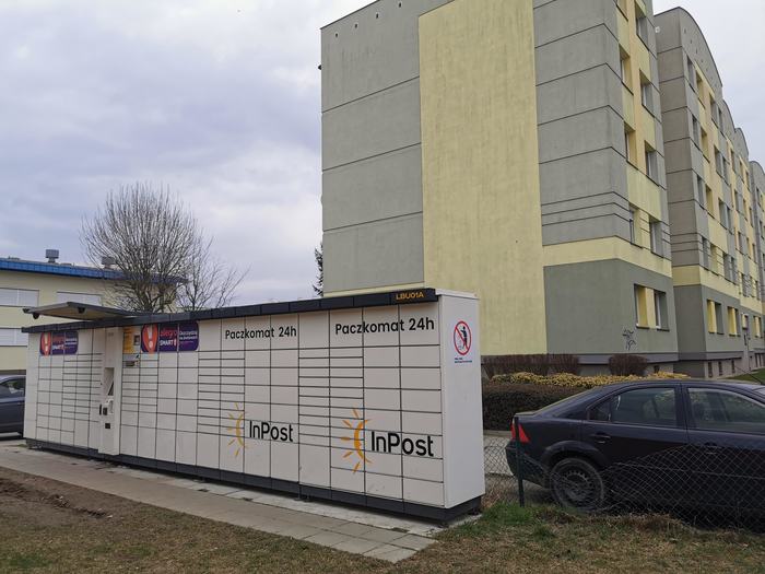 Paczkomat LBU01A Przy sklepie Delikatesy Maxim