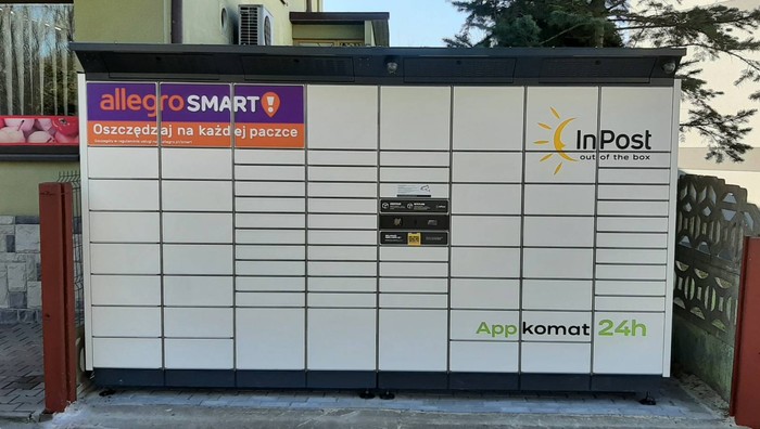 Paczkomat LED01BAPP Obok sklepu
