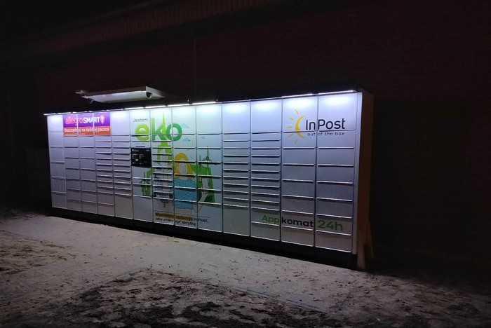 Parcel Locker LES01APP za marketem Netto
