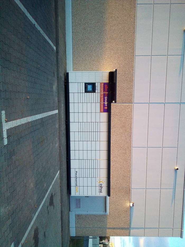 Paczkomat LES19M parking przy Kauflandzie