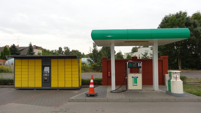 Paczkomat LES421 Stacja paliw BP
