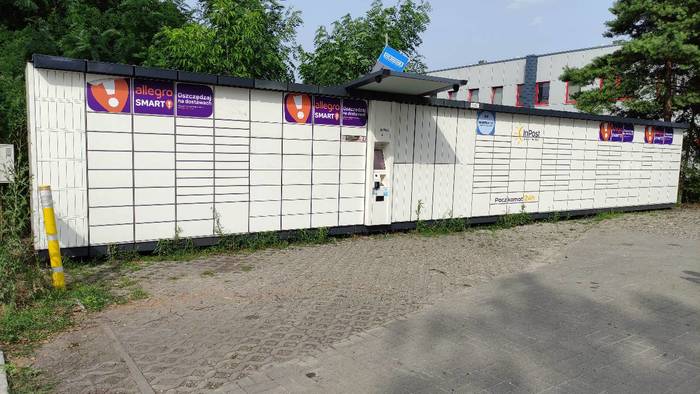 Paczkomat LGE03AP Przy Aptece z Uśmiechem