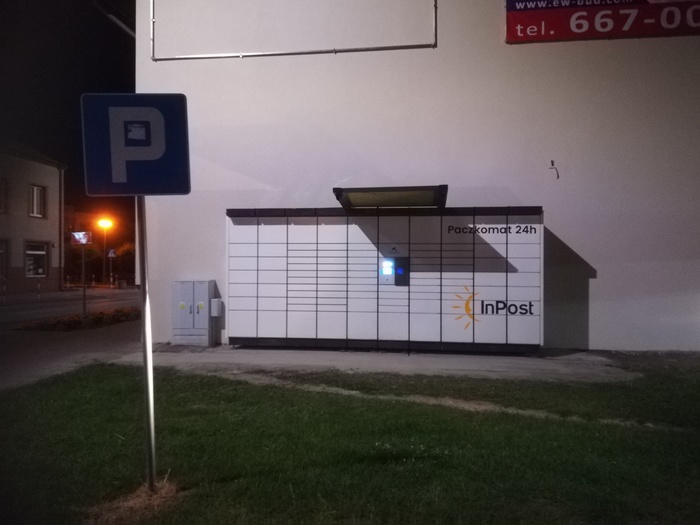 Paczkomat LIO01N Na rogu Cichej i Zwoleńskiej