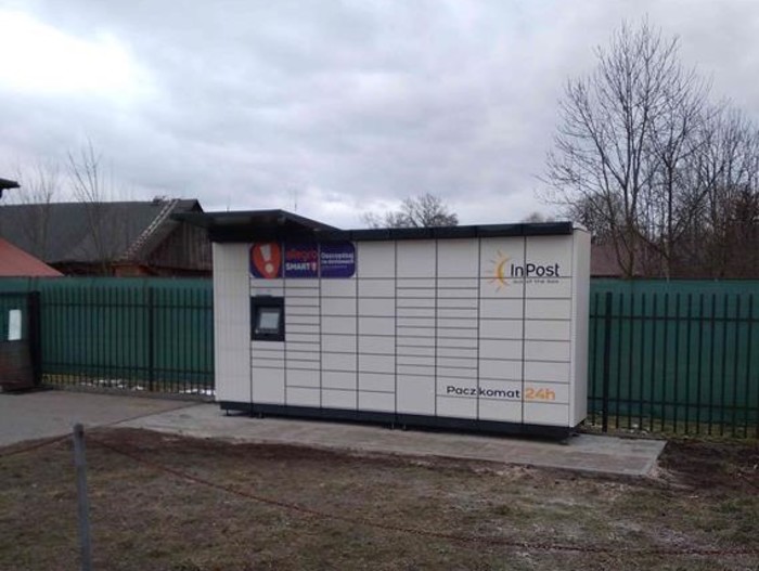 Paczkomat LIV01M Przy sklepie spożywczym