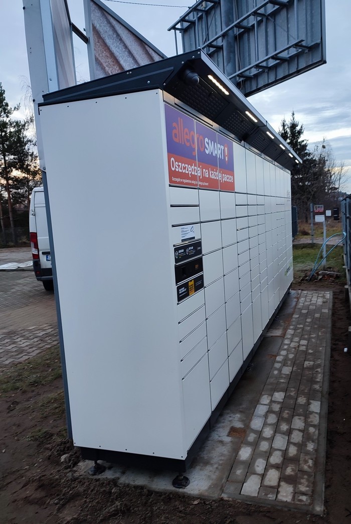 Zdjęcie paczkomatu od InPost: InPost LMN02BAPP