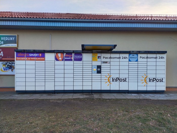 Paczkomat LMN03N Przy markecie Netto