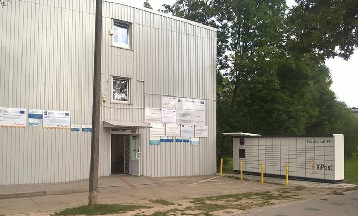 Paczkomat LOC01M Przy Urzędzie Gminy