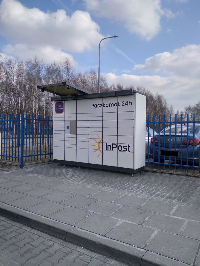 Paczkomat LOD06N Na przeciwko biurowca P&G