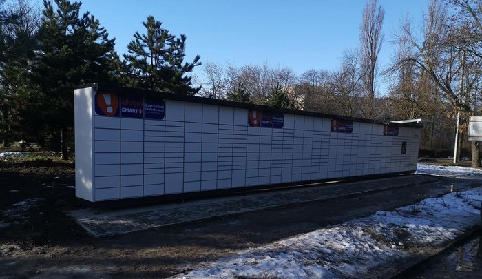 Paczkomat LOD111M Przy skrzyżowaniu z ul. Sanocką