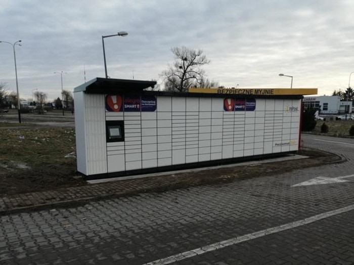 Parcel Locker LOD130M Przy wjeździe na myjnie samoobsługową