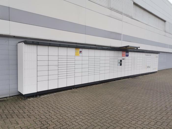 Paczkomat LOD22N Przy Centrum Handlowym Nowa Górna
