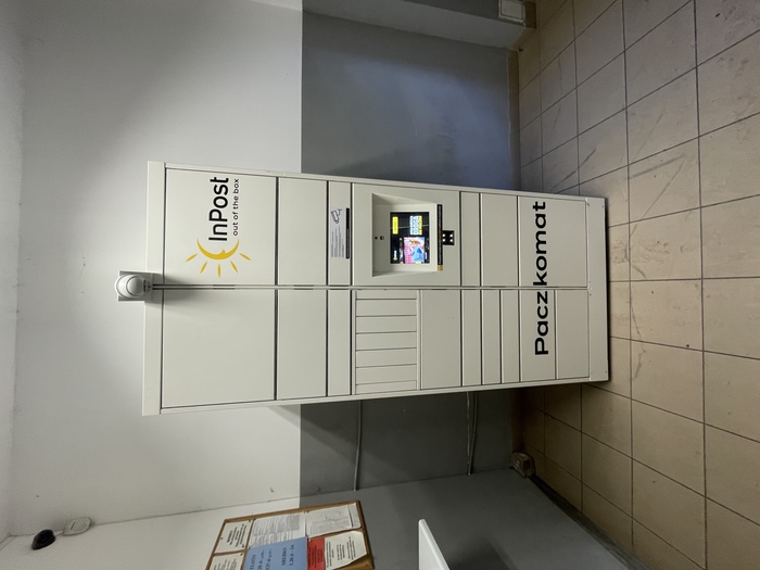 Paczkomat LOD23HP w Lombardzie