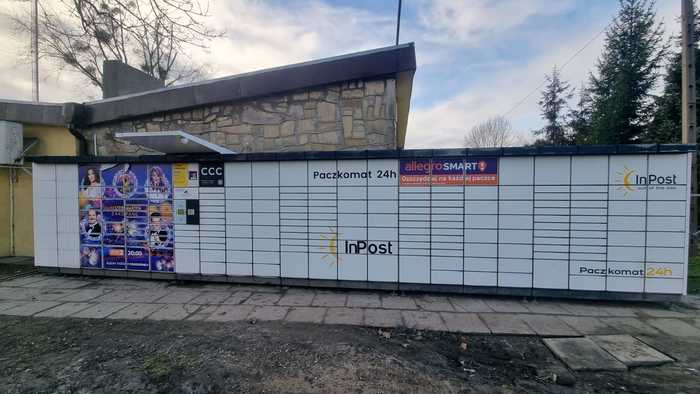 Paczkomat LOD43N Przy sklepie Żabka