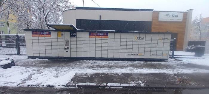 Parcel Locker LOD60A Przy gabinecie dentystycznym