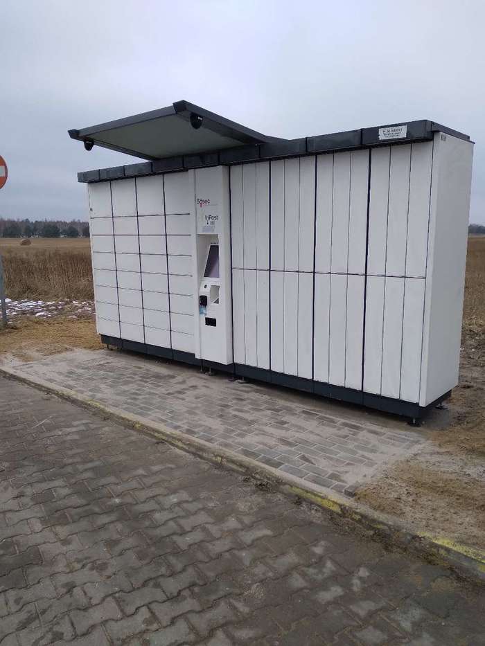 Paczkomat LOL01AP Na stacji benzynowej BP