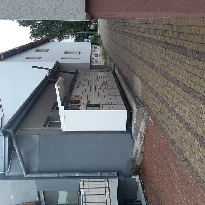 Paczkomat LOM06N Przy salonie meblowym Korfa