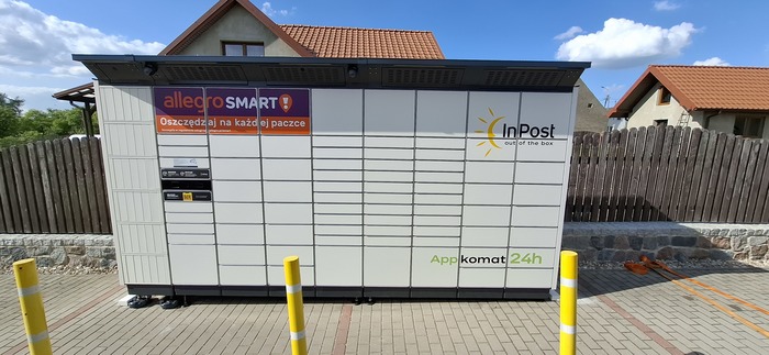 Paczkomat LPW01BAPP parking parafii