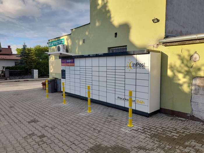 Parcel Locker LQB01M Przy sklepie spożywczym
