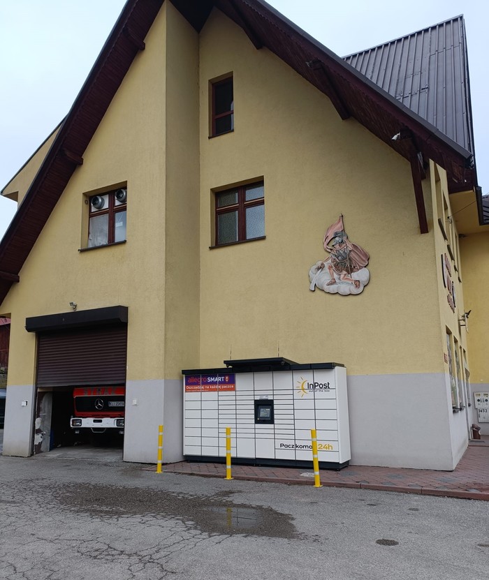 Paczkomat LQT01M Przy budynku OSP
