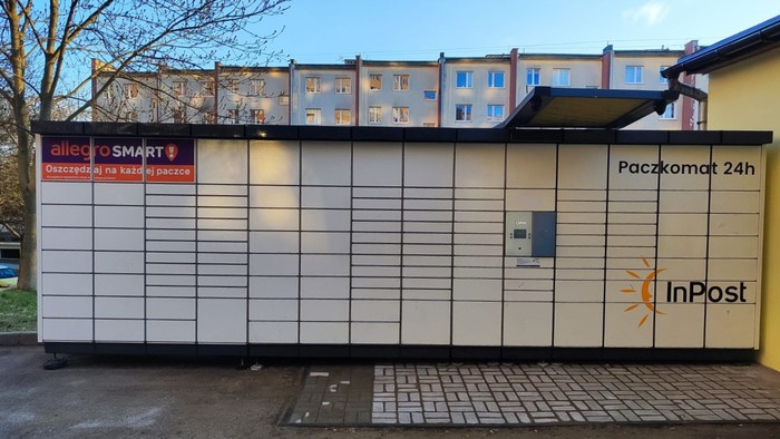 Paczkomat LUB14N Przy sklepie spożywczym