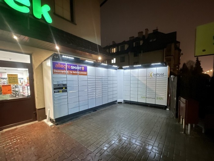 Parcel Locker LUB15BAPP Przy sklepie Groszek
