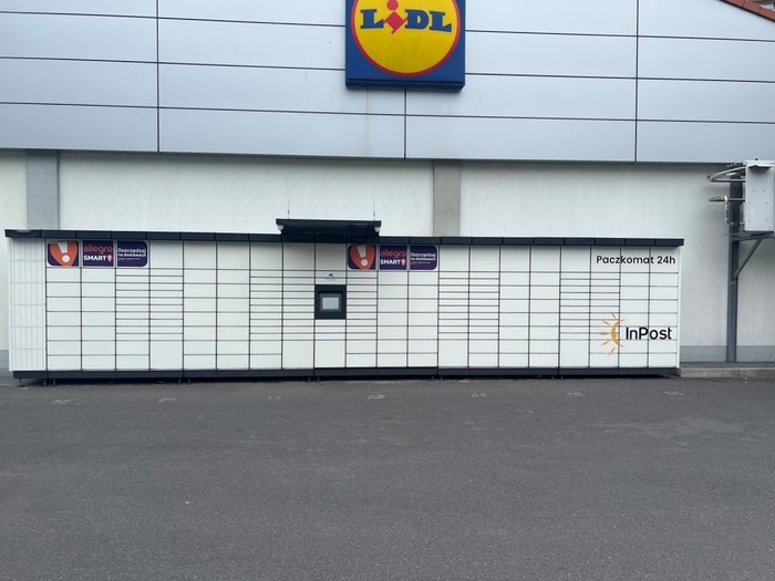 Paczkomat LUB20M Przy sklepie Lidl