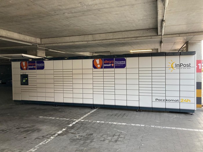 Paczkomat LUB72M Parking C.H. GALA