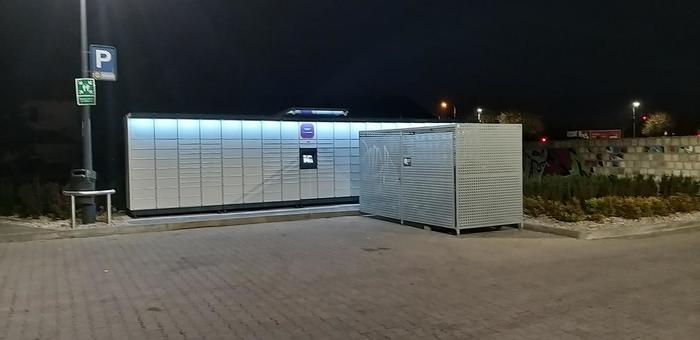 Paczkomat LUK01M Lidl ul. Warszawska 20 A