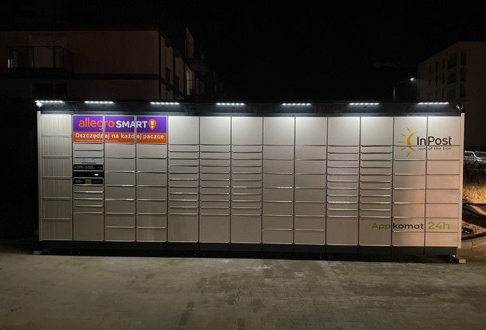 Paczkomat LUK02BAPP przy supermarkecie Aldi
