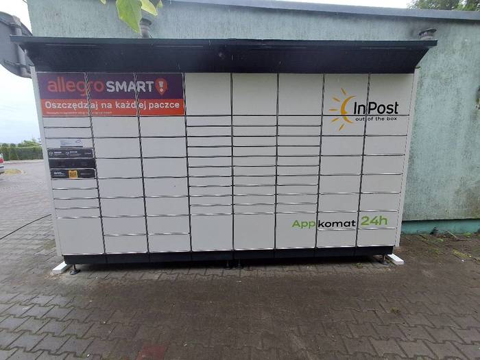 Parcel Locker LUQM01BAPP Przy sklepie spożywczym