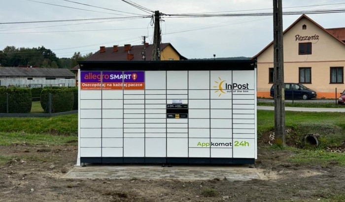 Paczkomat LUXL01BAPP Przy sklepie U Steni