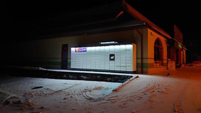 Paczkomat LWA01M Przy Delikatesach Centrum