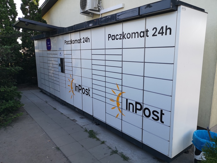 Paczkomat LWN01N Przy sklepie spożywczym