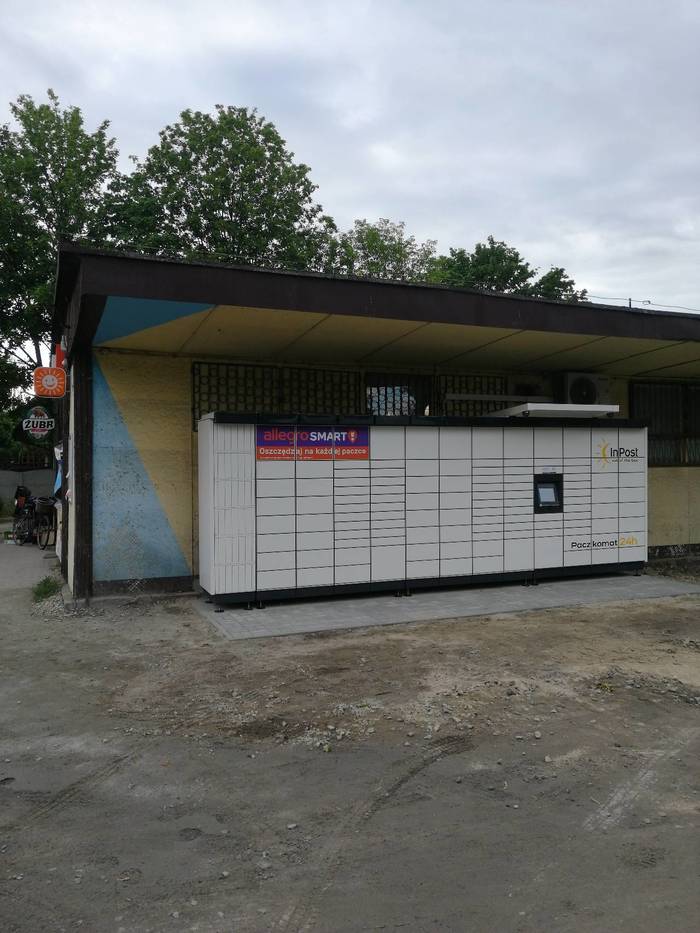 Paczkomat LWQ01M Przy sklepie