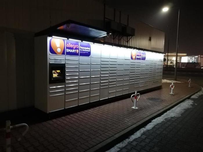 Zdjęcie paczkomatu od InPost: InPost MAR07M